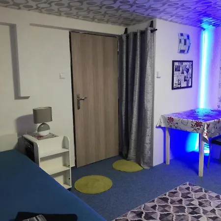 Pensionat Apartman V Suterenu *