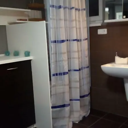 Apartman V Suterenu *